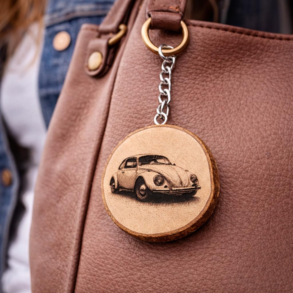 Legendäres Beetle Auto Lasergravierter Holz Schlüsselanhänger