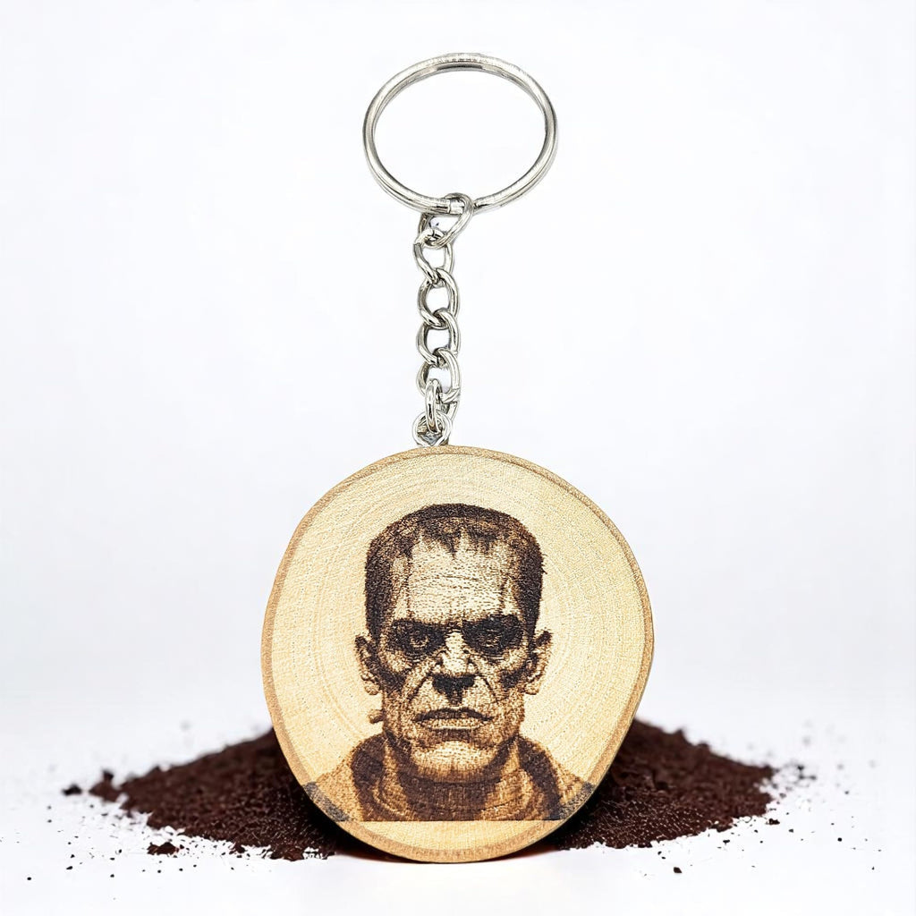 Frankenstein's Monster Lasergravierter Holz Schlüsselanhänger