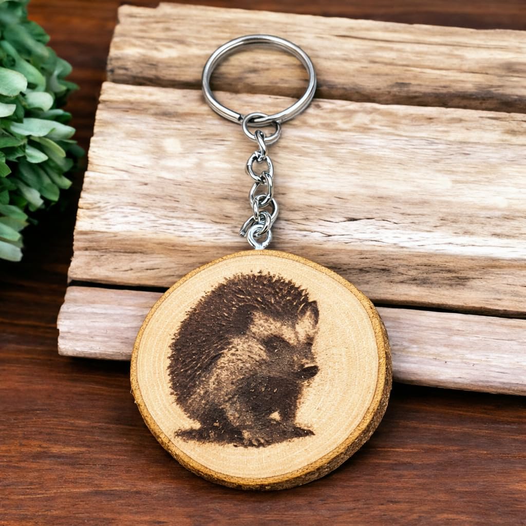 Niedlicher Igel Lasergravierter Holz Schlüsselanhänger
