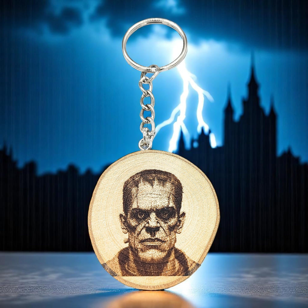 Frankenstein's Monster Lasergravierter Holz Schlüsselanhänger