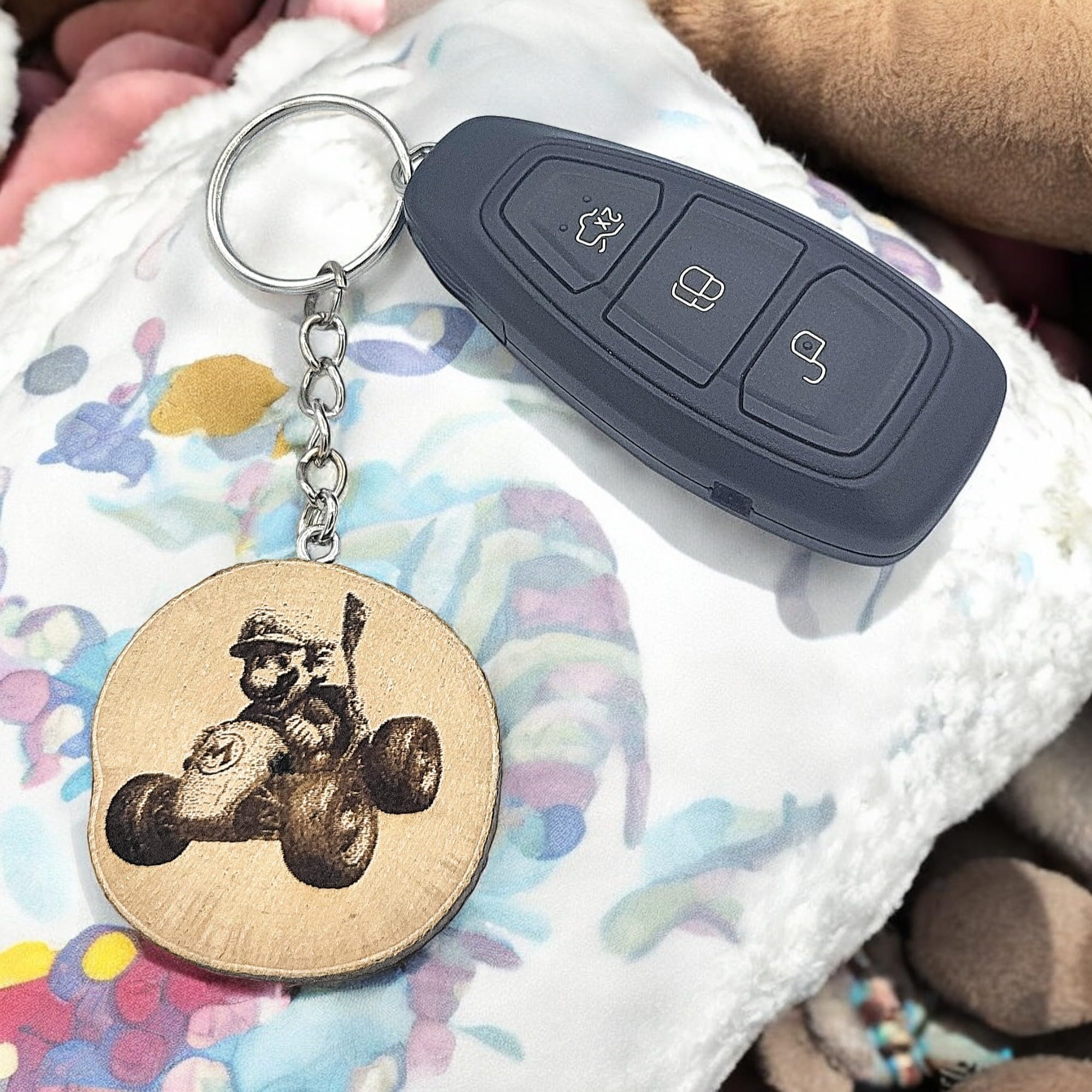 Kart Gamer Lasergravierter Holz Schlüsselanhänger