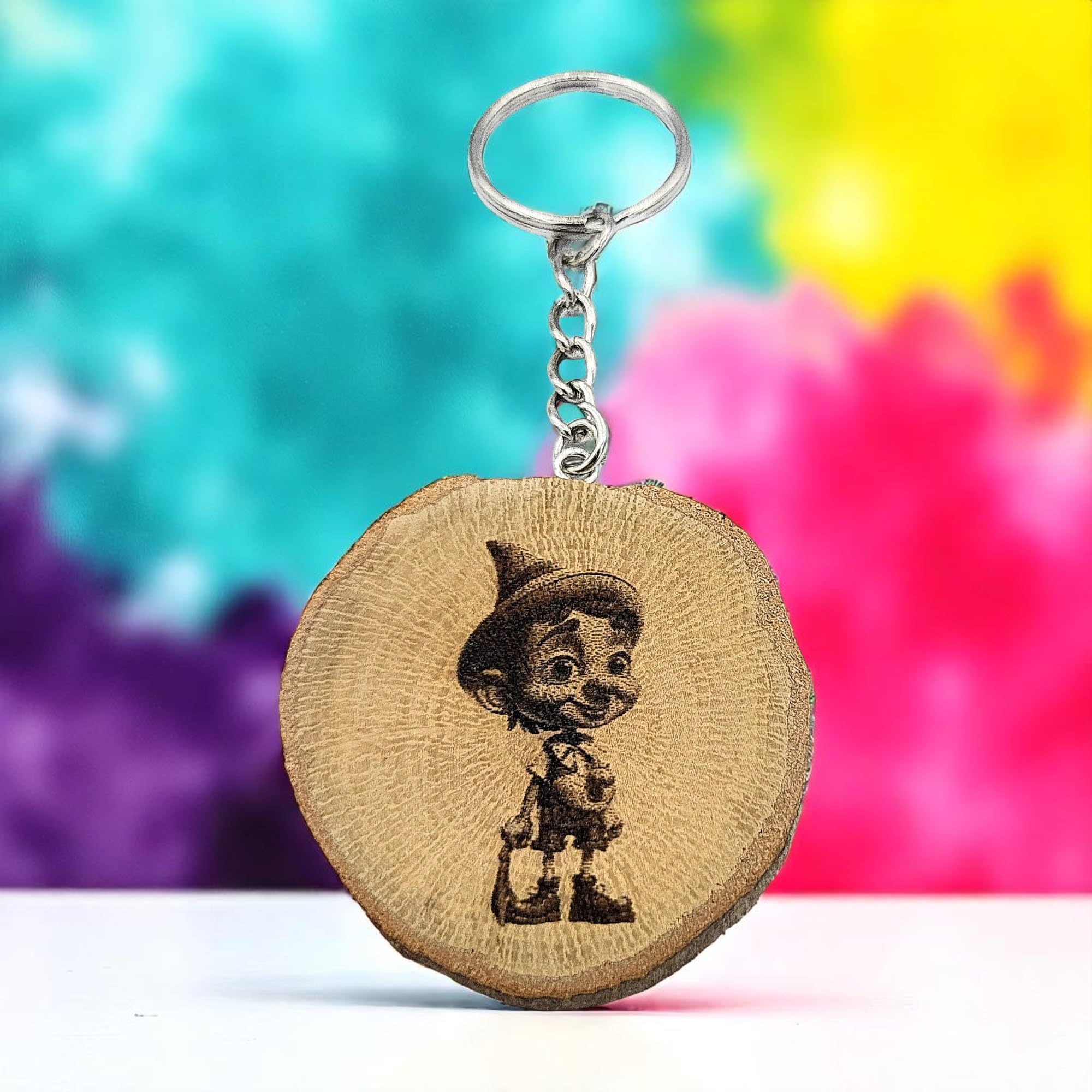Pinocchio mit Lasergravur Lasergravierter Holz Schlüsselanhänger