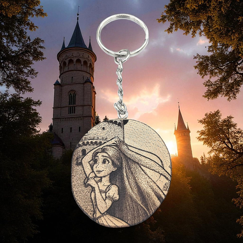 Promotech Rapunzel Schlüsselanhänger – Handgefertigter Holz Schlüsselring mit Lasergravur – Märchenmotiv im Turm für Fantasy- & Märchenfans