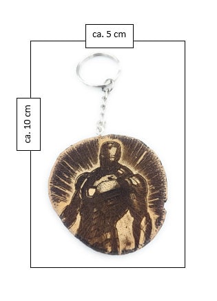 Iron Man Handgefertigter und naturbelassener Einzelstück Lasergravierter Schlüsselanhänger aus Holz