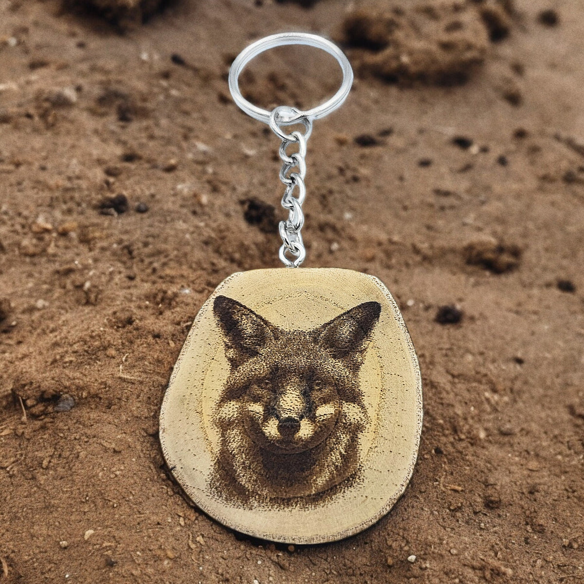 Schlauer Fuchs Handgefertigter und naturbelassener Einzelstück Lasergravierter Schlüsselanhänger aus Holz