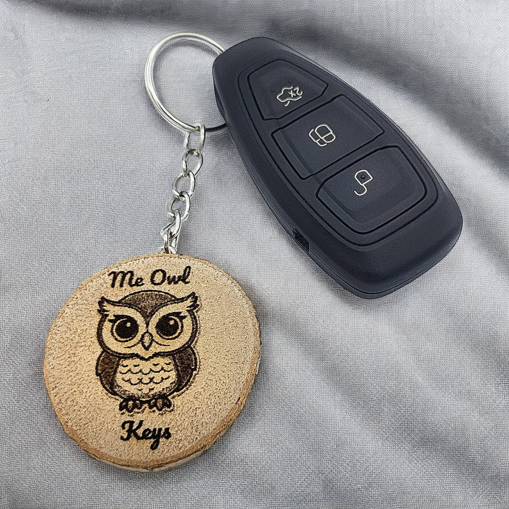 Lustiger "Me Owl Keys" Handgefertigter und naturbelassener Einzelstück Schlüsselanhänger aus Holz