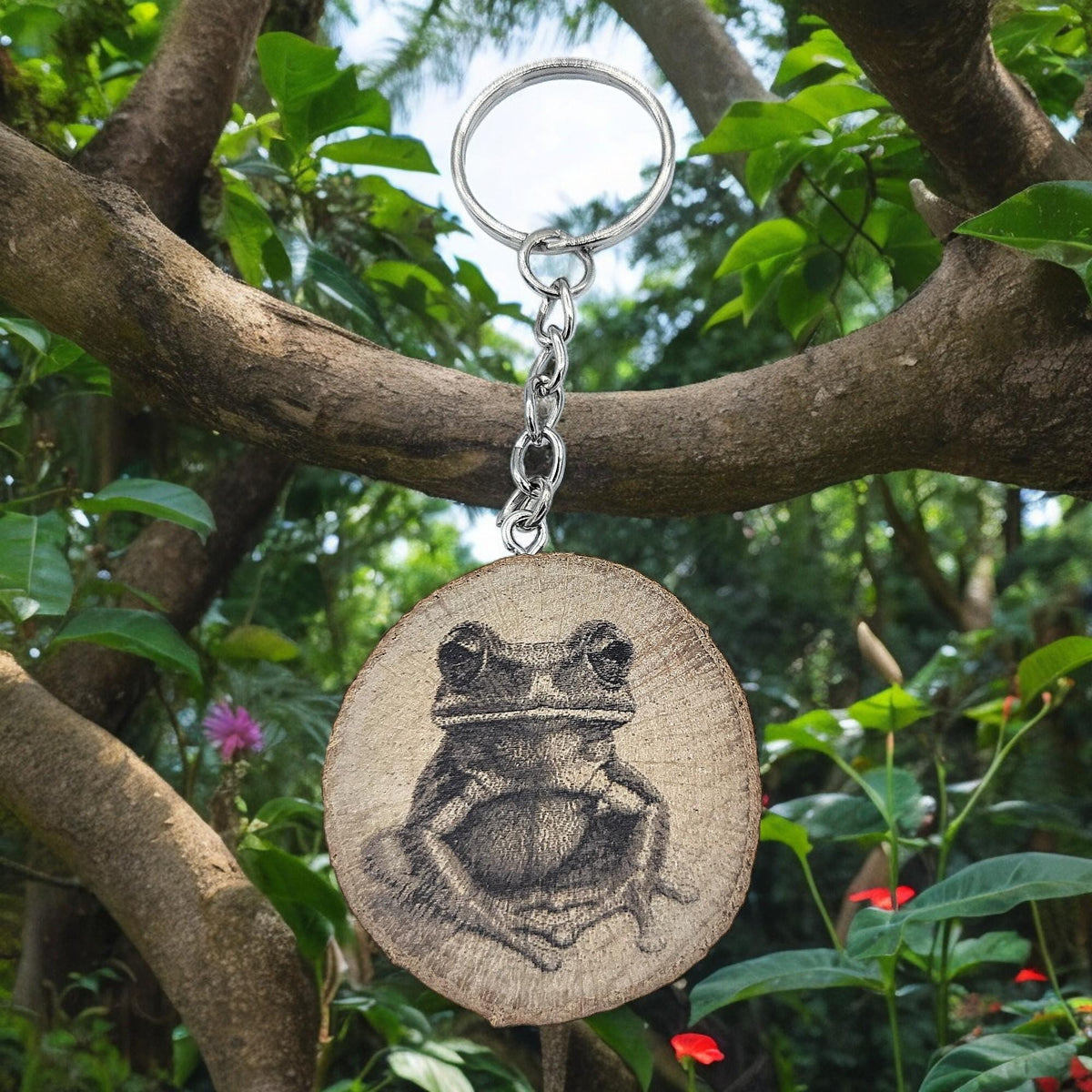 Grüner Baumfrosch Handgefertigter und naturbelassener Einzelstück Lasergravierter Schlüsselanhänger aus Holz