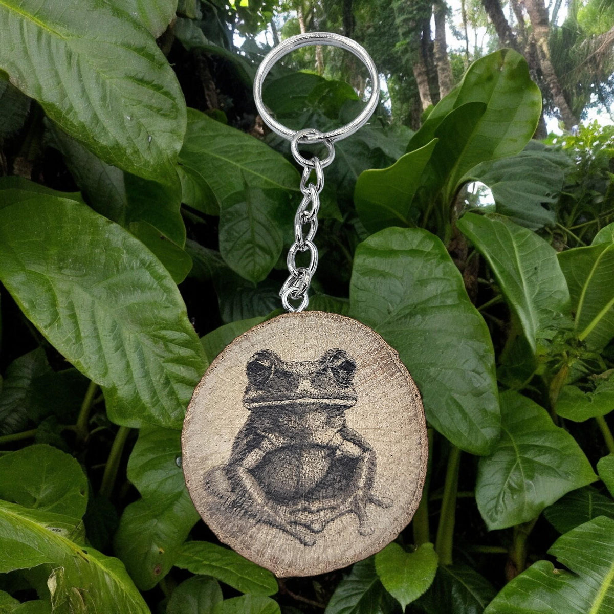 Grüner Baumfrosch Handgefertigter und naturbelassener Einzelstück Lasergravierter Schlüsselanhänger aus Holz