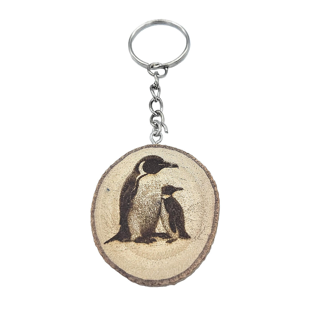 Kaiserpinguin Handgefertigter und naturbelassener Einzelstück Lasergravierter Schlüsselanhänger aus Holz