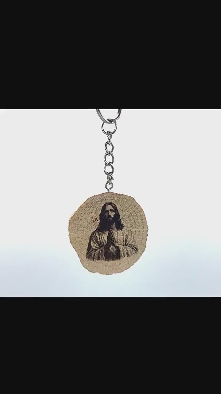 Jesus Christus Handgefertigter und naturbelassener Einzelstück Schlüsselanhänger aus Holz
